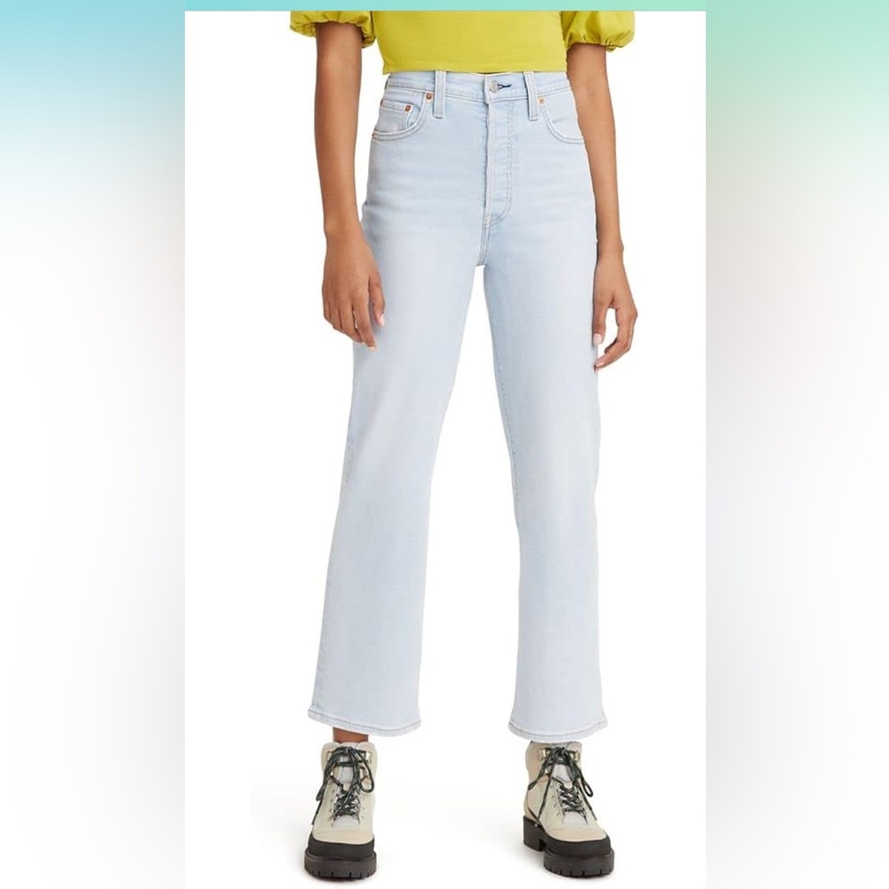 Levi's Ribcage Straight Ankle Jeans